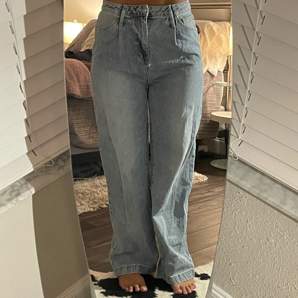 Urban Outfitters (Grey Lab) High Waisted Baggy Straight Legged Jeans
